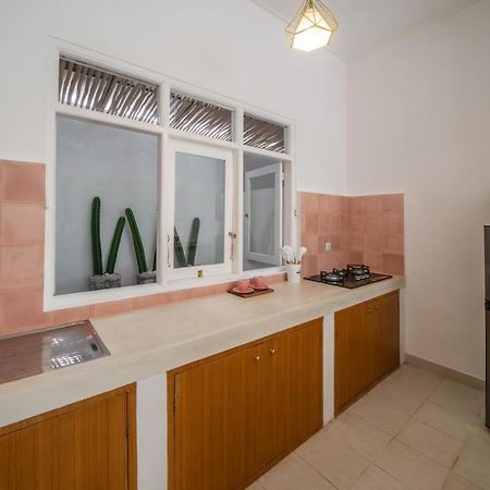 Villa Dadirri - In The Heart Of Seminyak - Walking Distance From Restaurants, Bars And Beach - Perfect Location Eksteriør bilde